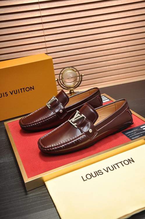 Picture of Louis Vuitton Shoes _SKULVsz38-44mnf0314011996